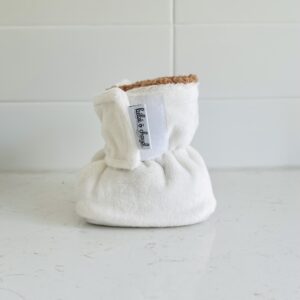 Alternative view of Pantoufles à velcro - Minky sans relief ivoire intérieur en sherpa caramel